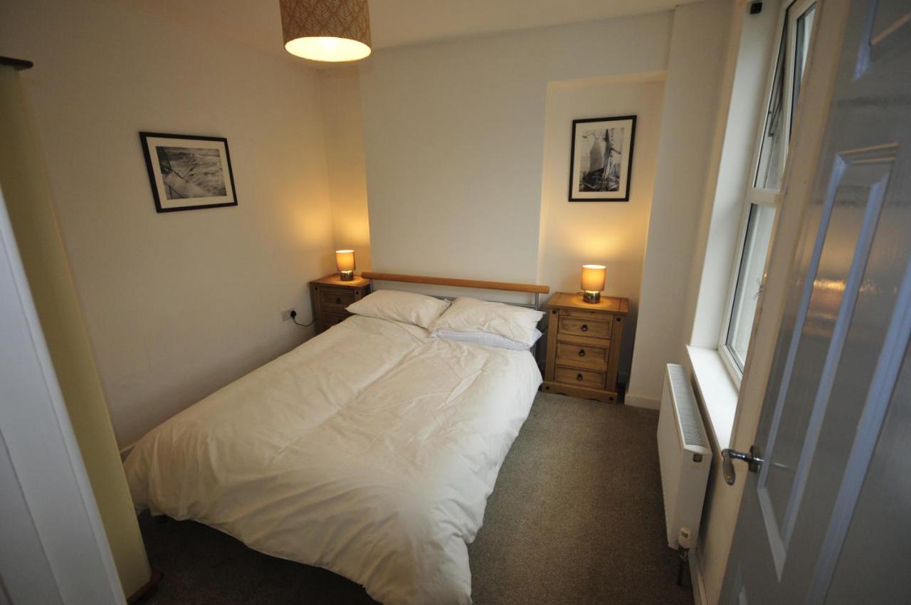 Surf View Apartment, Newquay New Quay Екстериор снимка